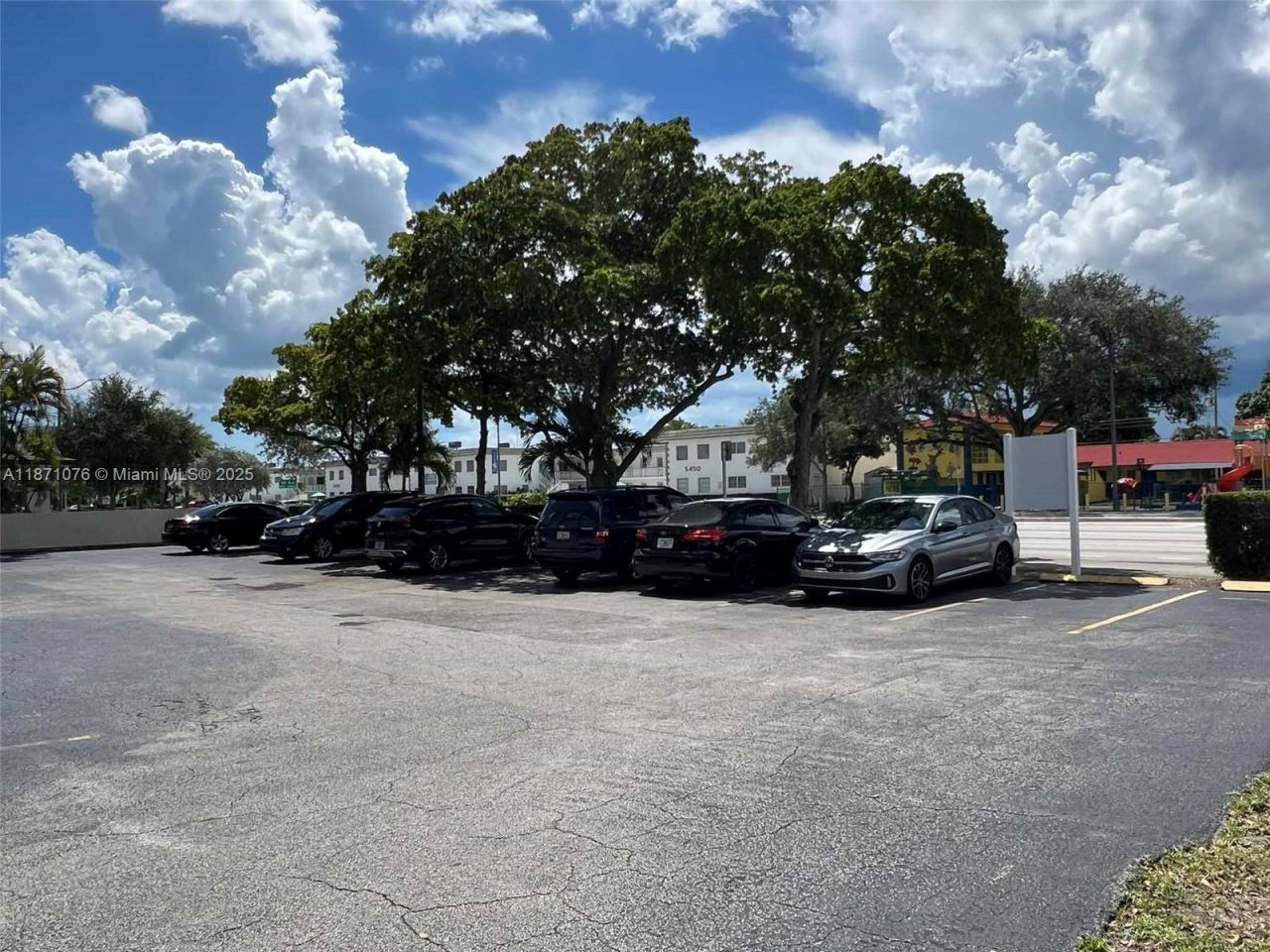 5555 Hollywood Blvd, Unit 301, Hollywood, FL 33021 Photo