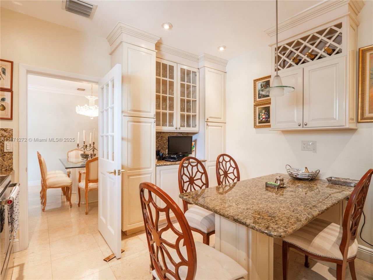 3001 S Miami Ave, Miami, FL 33129 Photo