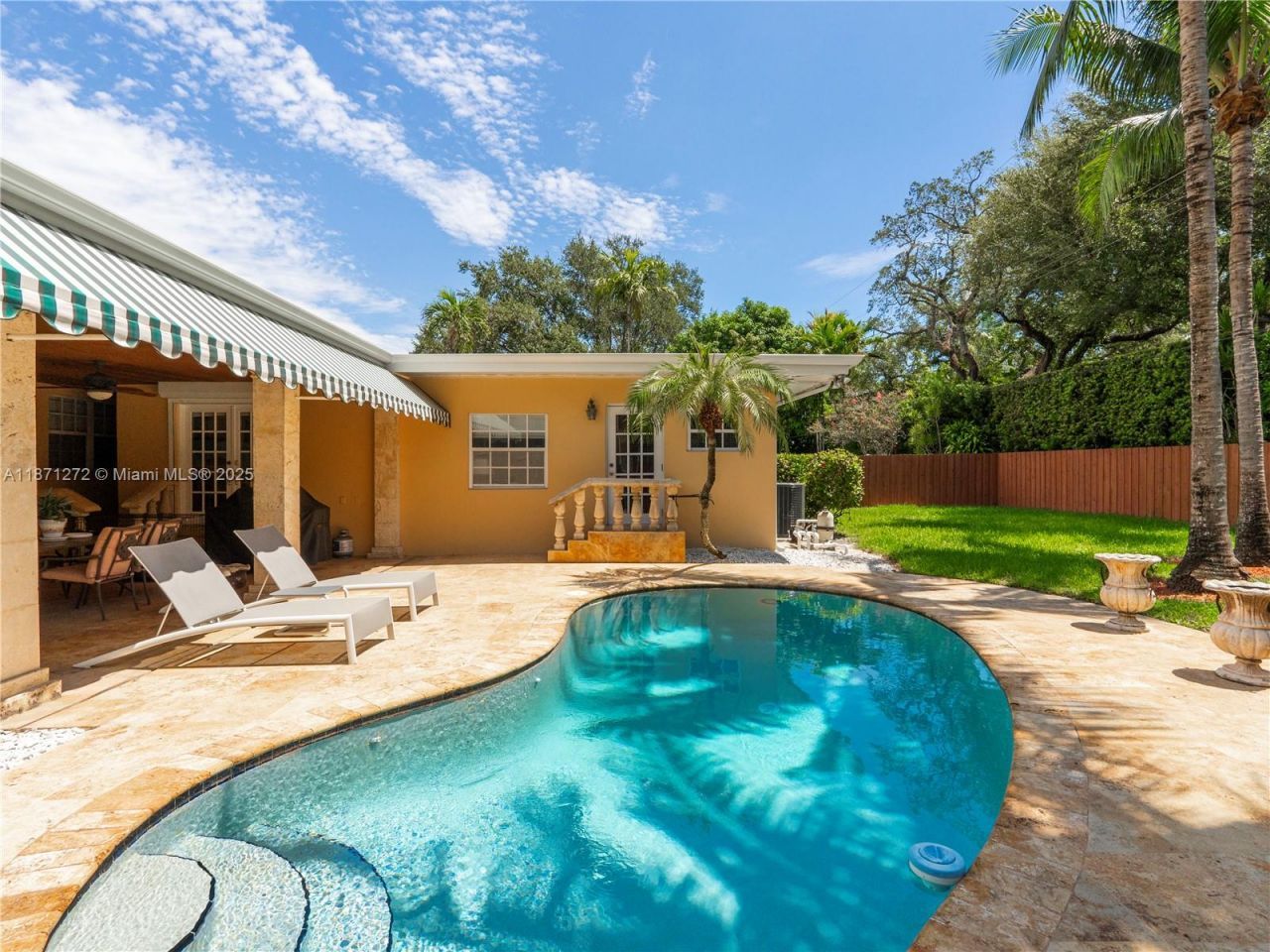 3001 S Miami Ave, Miami, FL 33129 Photo