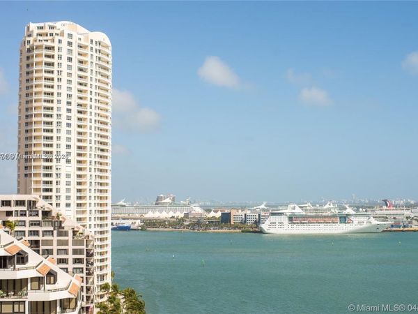 770 Claughton Island Dr, Unit PH-29, Miami, FL 33131