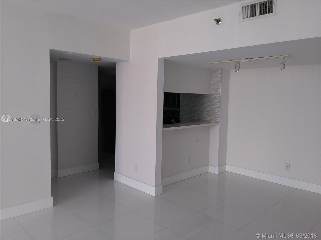 770 Claughton Island Dr, Unit PH-29, Miami, FL 33131 Photo