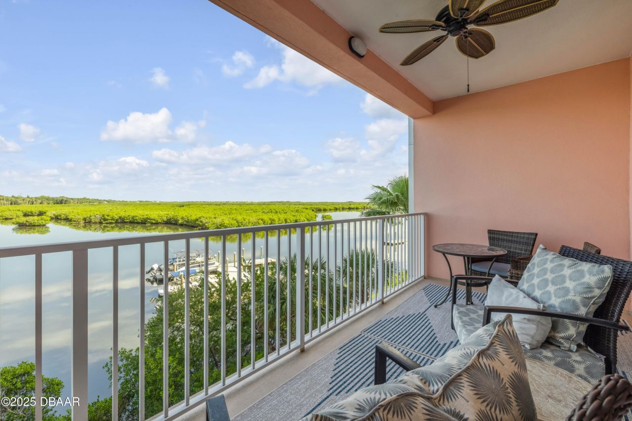 4 Riverwalk Drive, Unit 305, New Smyrna Beach, FL 32169 Photo