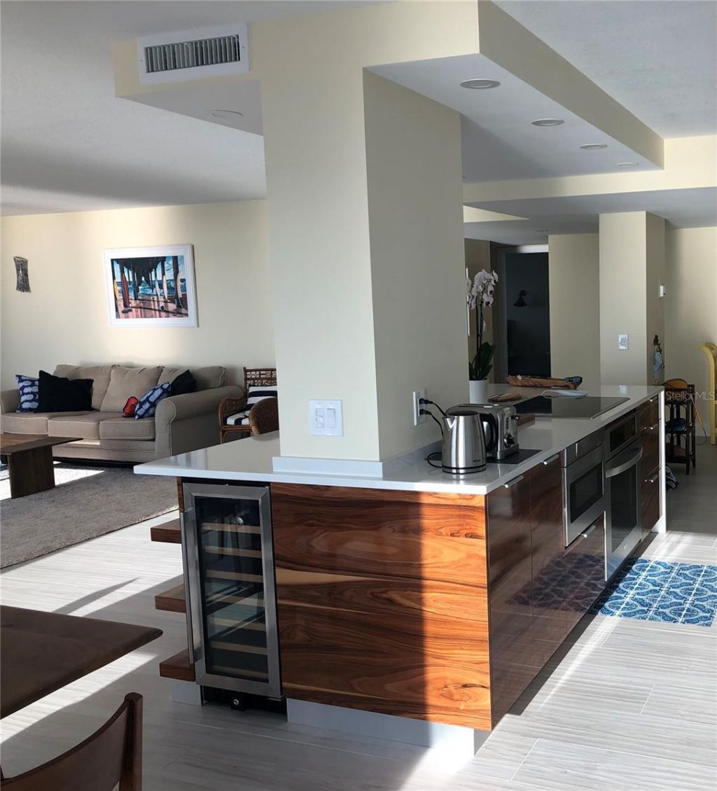 2425 Gulf Of Mexico Drive, Unit 11F, Longboat Key, FL 34228 Photo