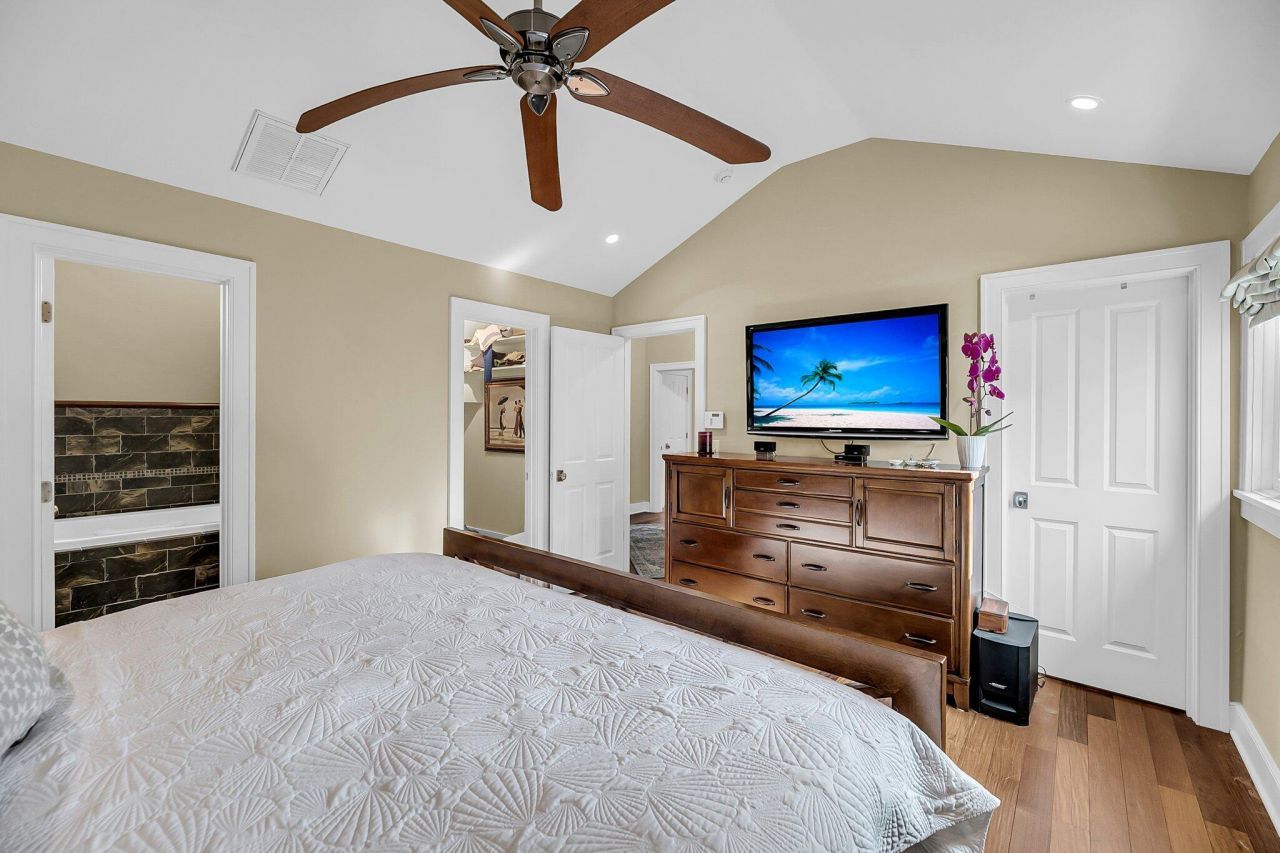 2224 Shoreline Drive Photo 25