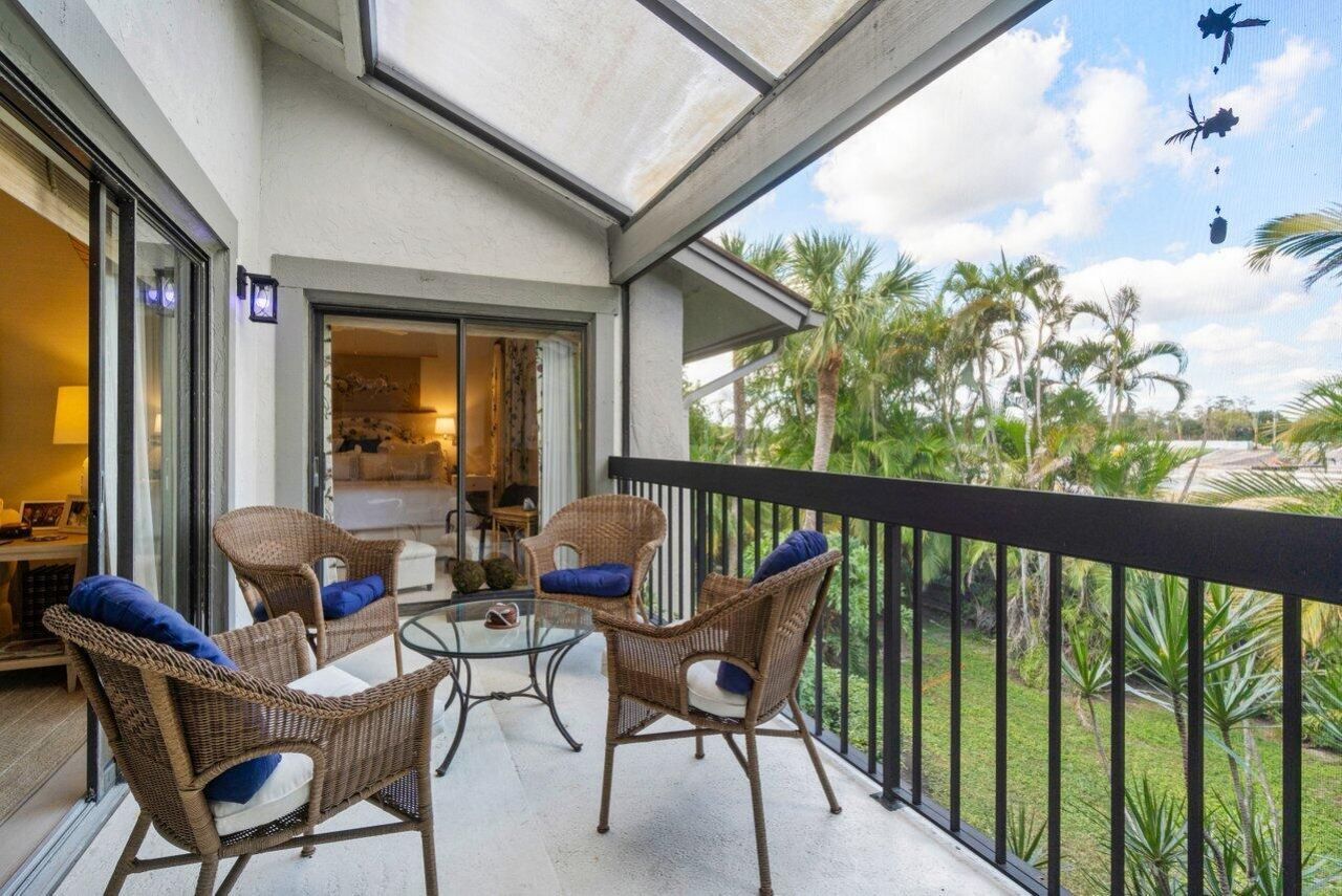 11267 Pond View Drive, Unit B203, Wellington, FL 33414 Photo