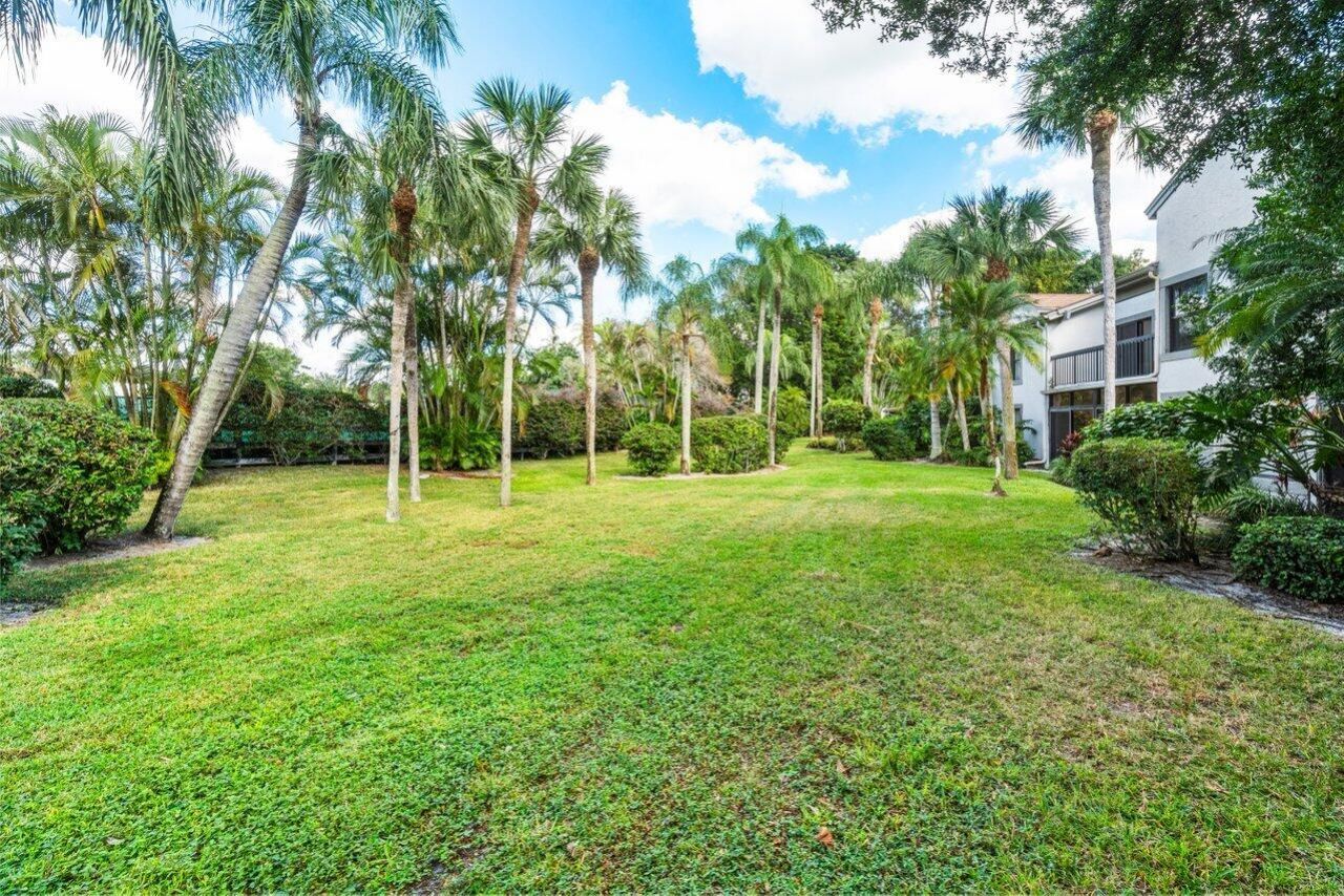 11267 Pond View Drive, Unit B203, Wellington, FL 33414 Photo