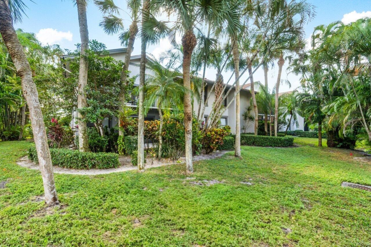 11267 Pond View Drive, Unit B203, Wellington, FL 33414 Photo