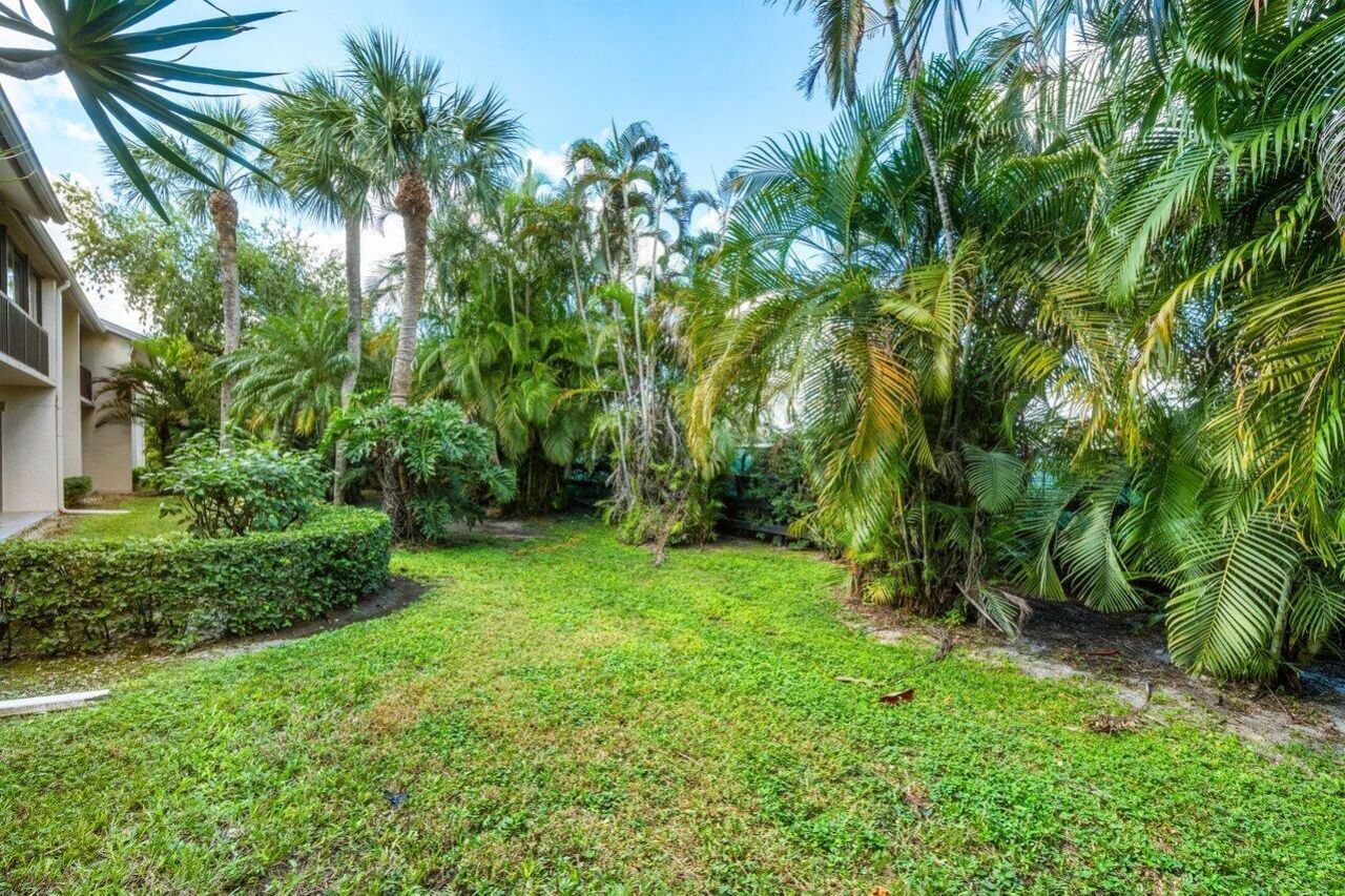 11267 Pond View Drive, Unit B203, Wellington, FL 33414 Photo