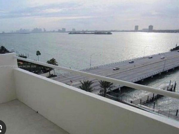 7904 West Dr, Unit 904, North Bay Village, FL 33141