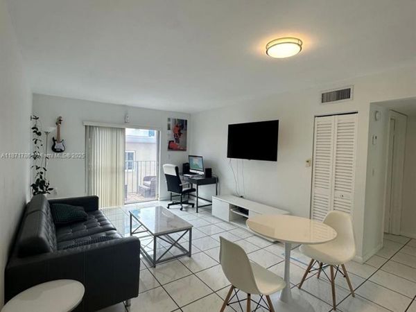 750 Michigan Ave, Unit 204, Miami Beach, FL 33139