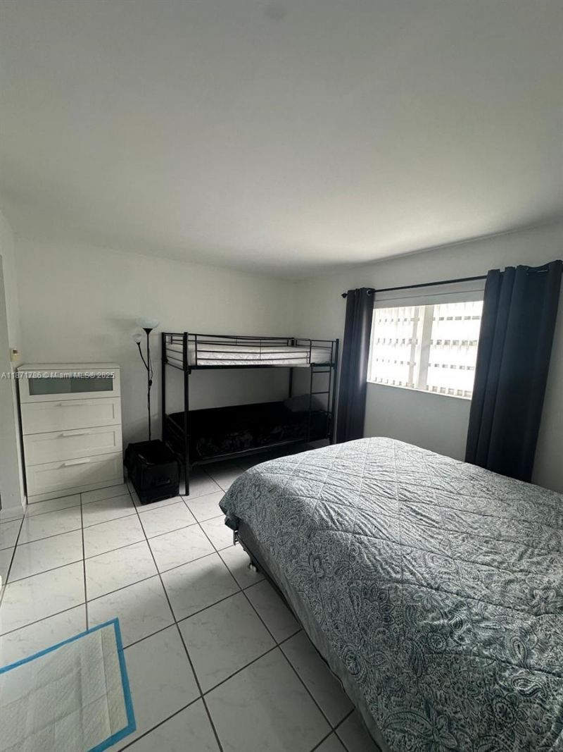 750 Michigan Ave, Unit 204, Miami Beach, FL 33139 Photo