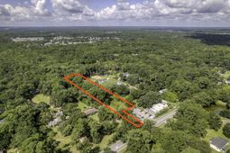 2064 River Road photo 4