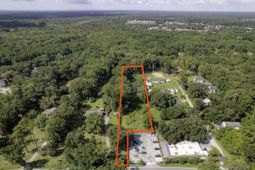 2064 River Road photo 4