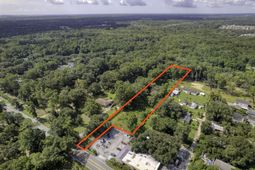 2064 River Road photo 4