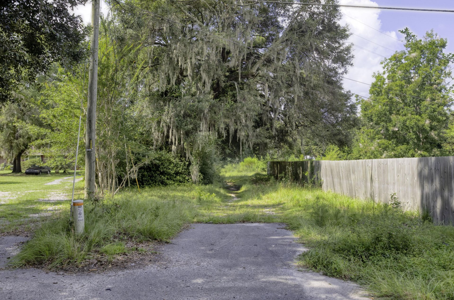 2064 River Road Photo 7