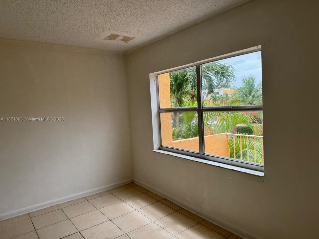 17901 NW 68th Ave, Unit T203, Hialeah, FL 33015 Photo