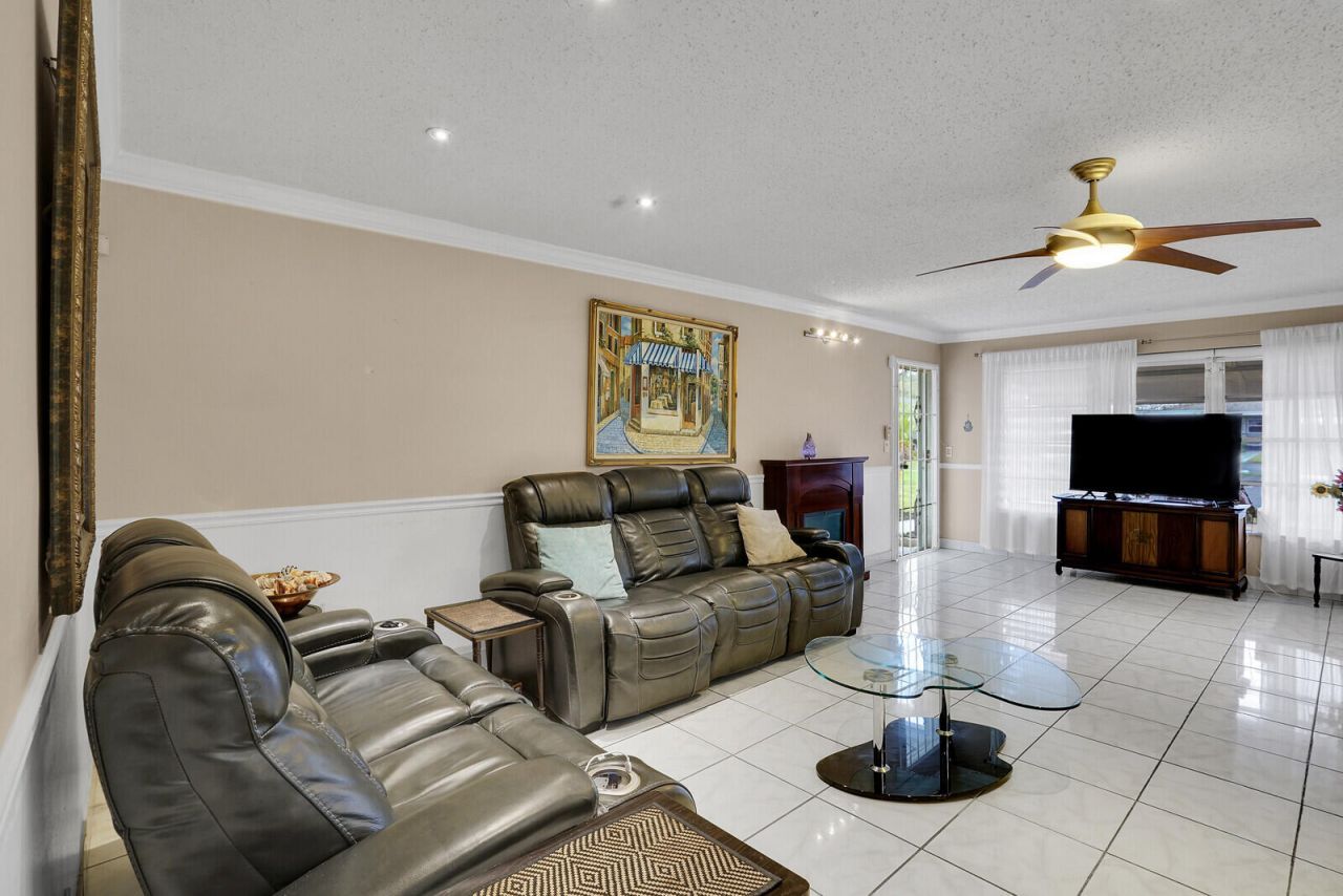 902 South Drive, Unit C, Delray Beach, FL 33445 Photo