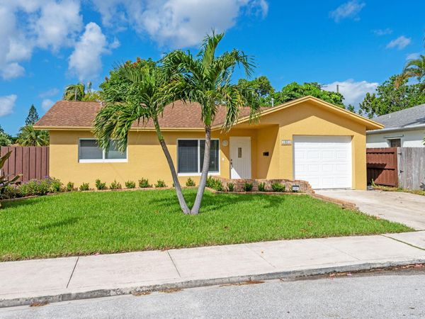 1301 N L Street, Lake Worth Beach, FL 33460