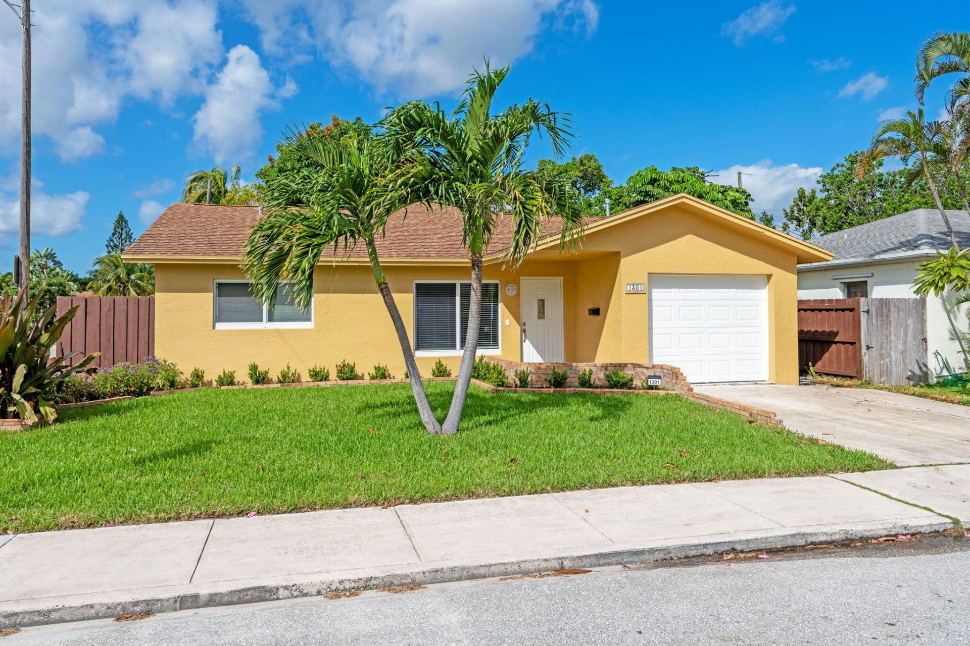 1301 N L Street, Lake Worth Beach, FL 33460 Photo