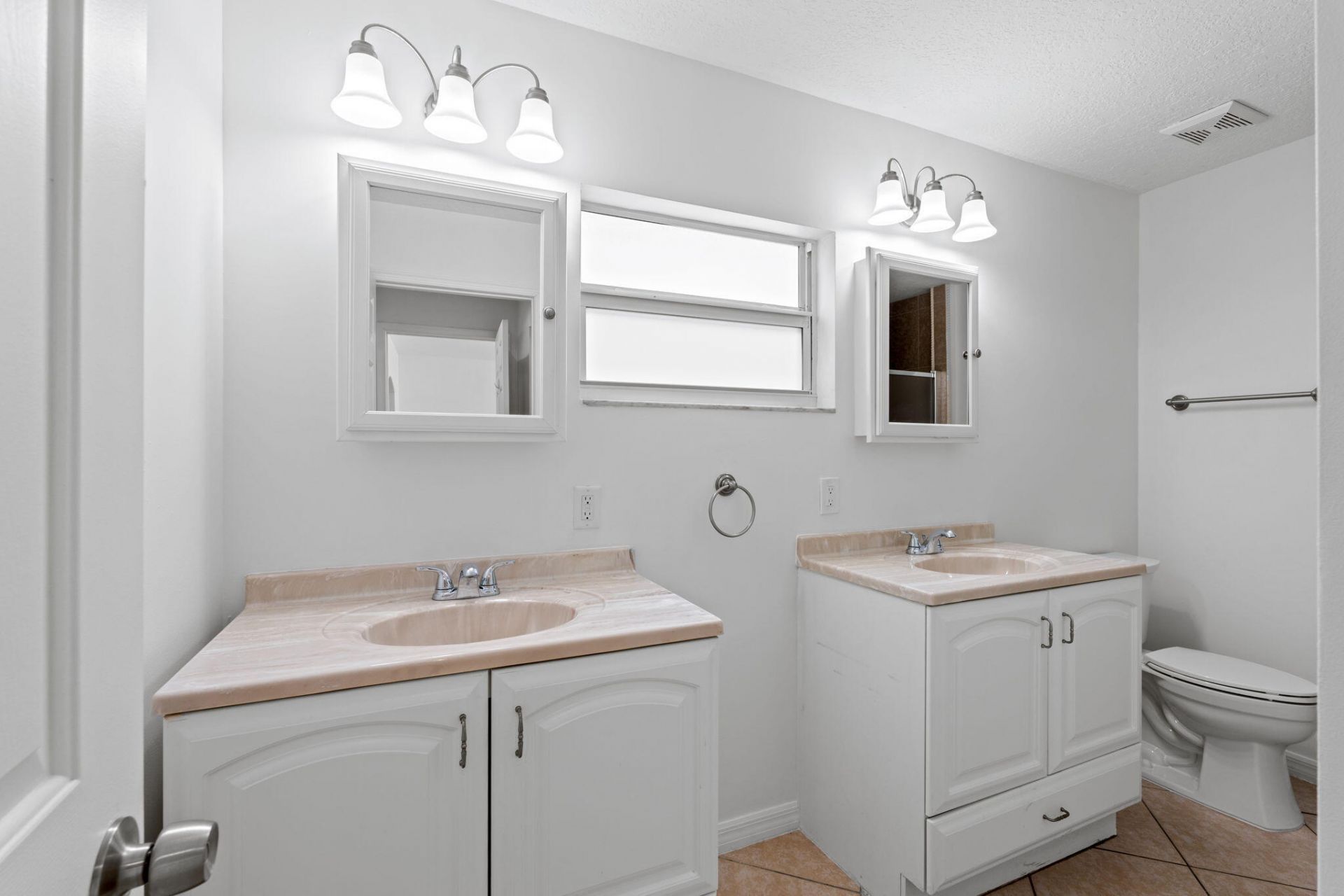 1301 N L Street, Lake Worth Beach, FL 33460 Photo