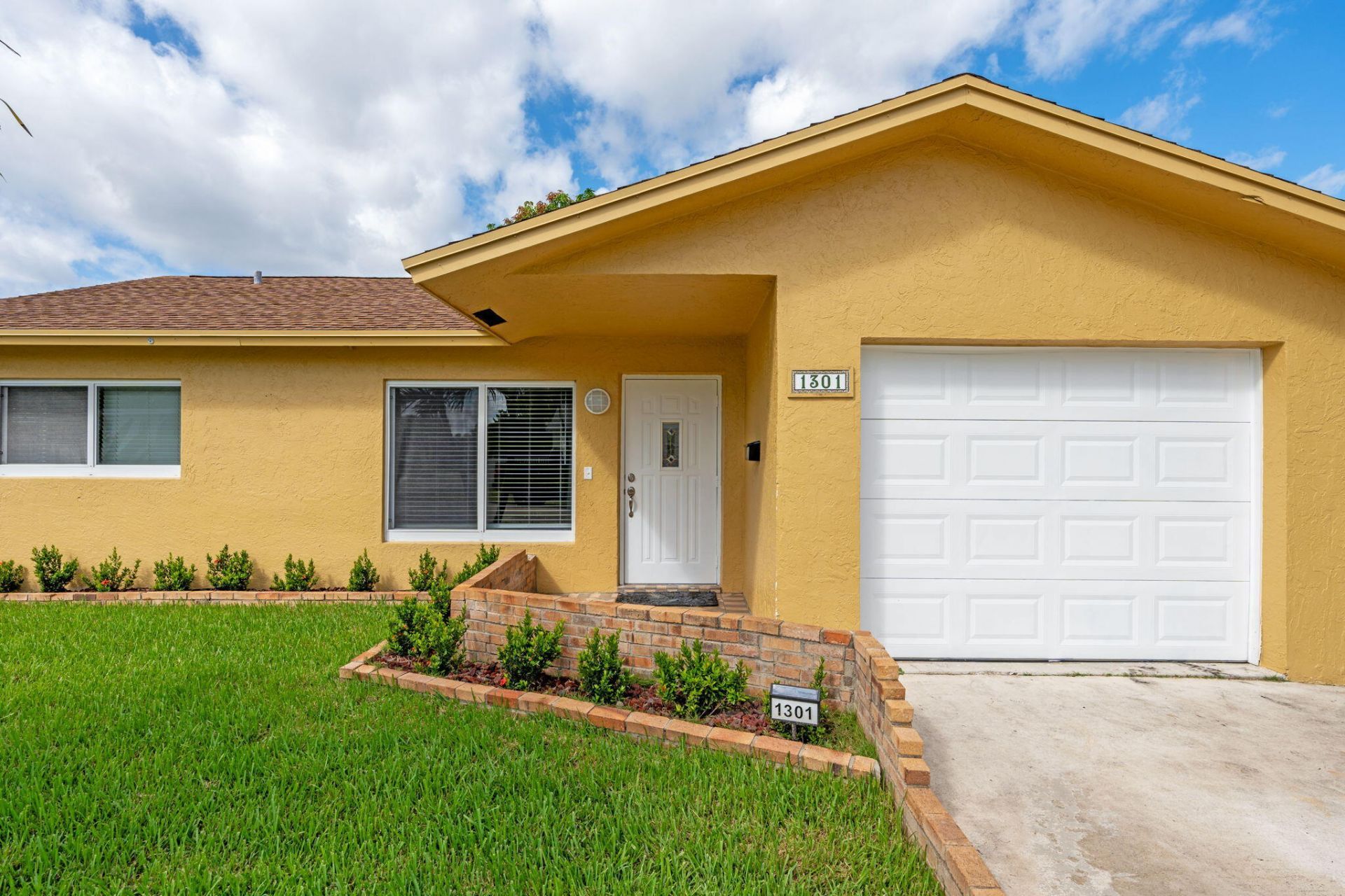 1301 N L Street, Lake Worth Beach, FL 33460 Photo