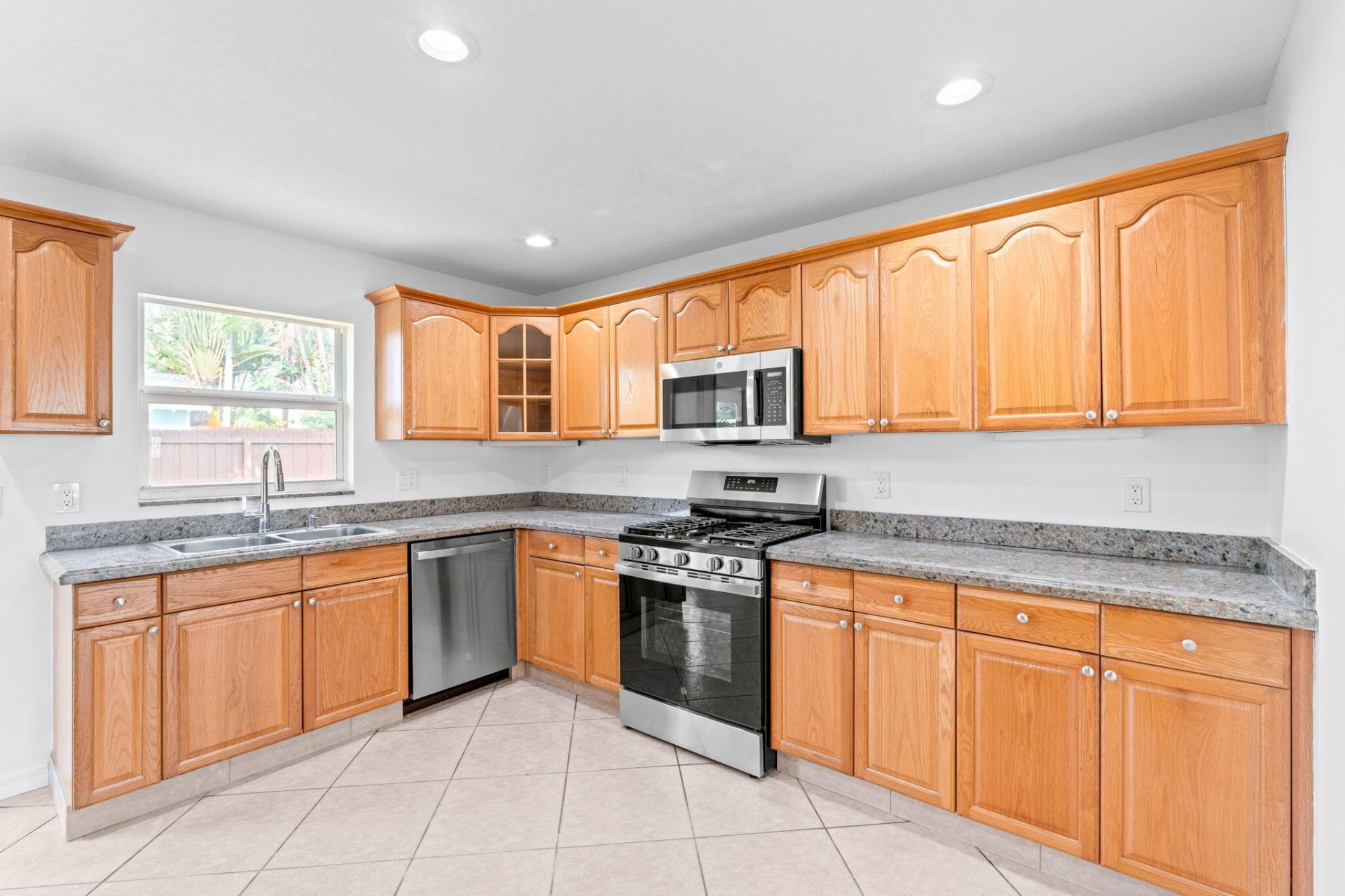 1301 N L Street, Lake Worth Beach, FL 33460 Photo