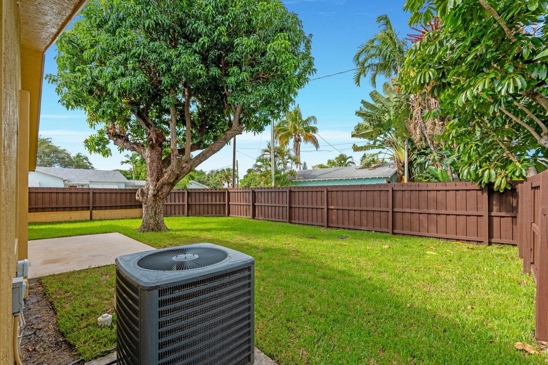 1301 N L Street, Lake Worth Beach, FL 33460 Photo