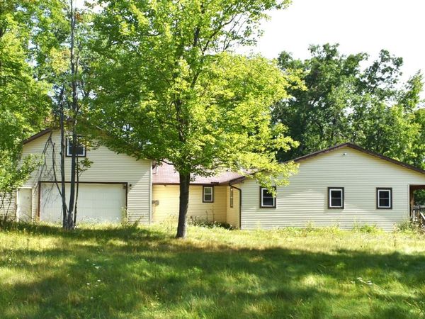 8275 Rough Road, Atlanta, MI 49709