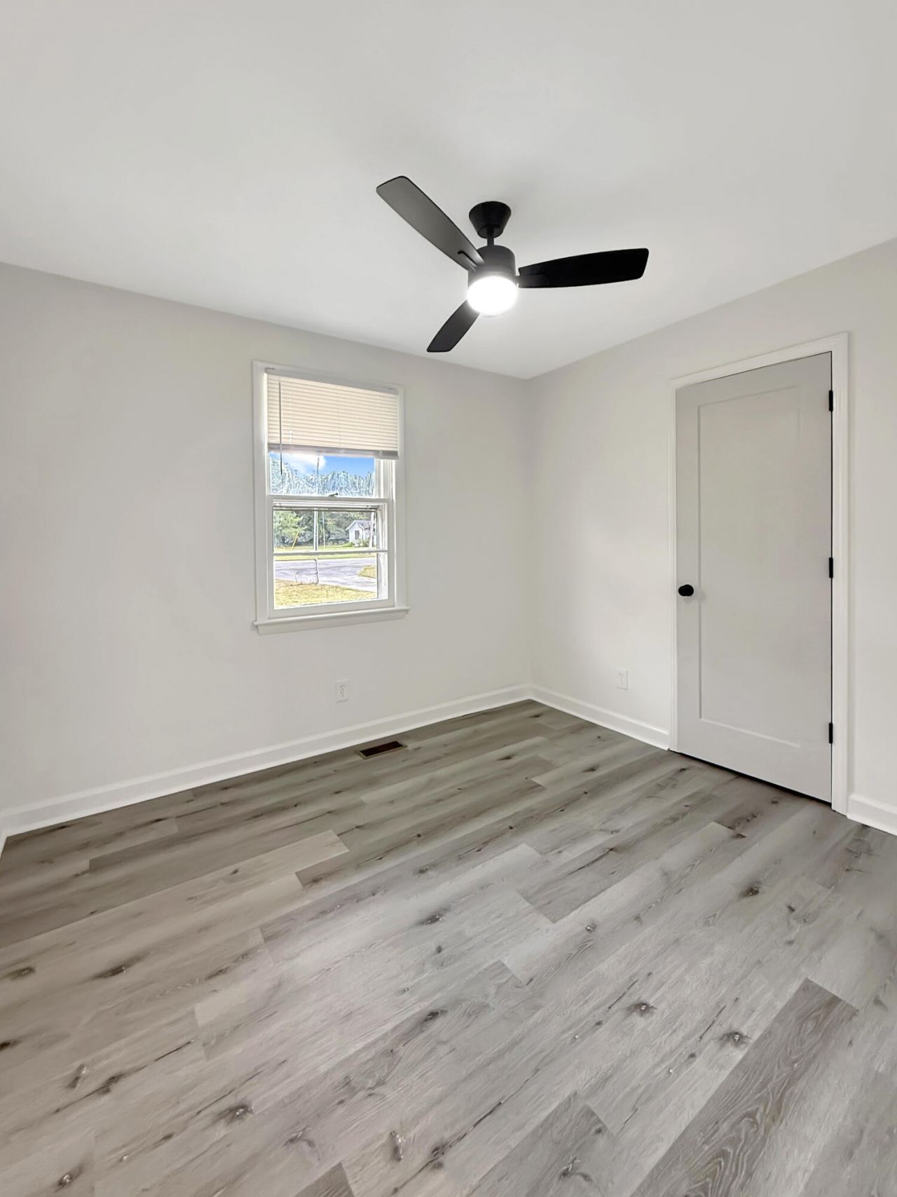 1609 Cannon Bridge Road Photo 22