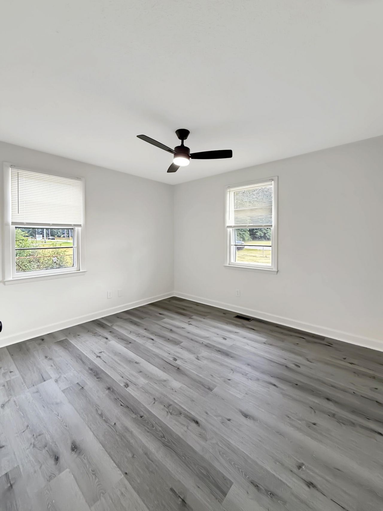 1609 Cannon Bridge Road Photo 24