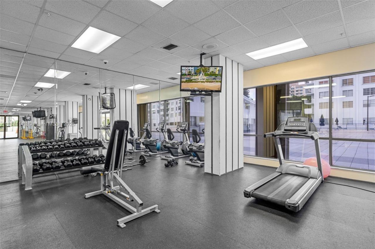 2750 NE 183rd St, Unit 1203, Aventura, FL 33160 Photo