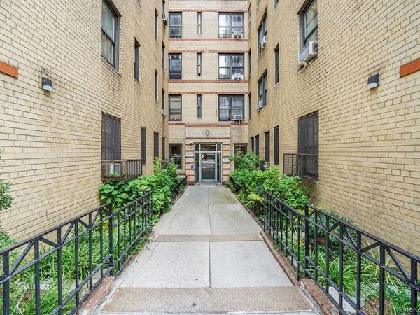 860 Grand Concourse, Unit 2R, Bronx, NY 10451