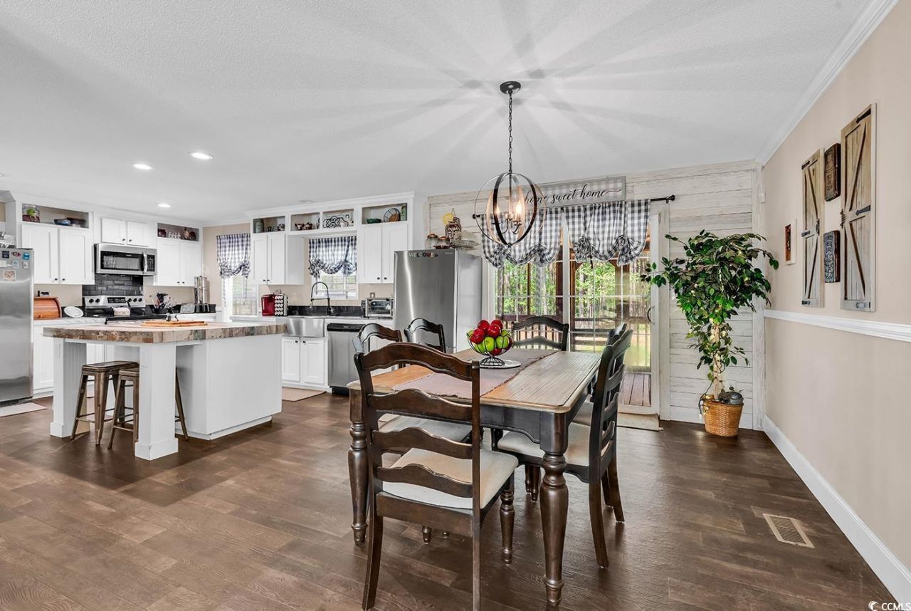 3090 Bay View Dr. Photo 22