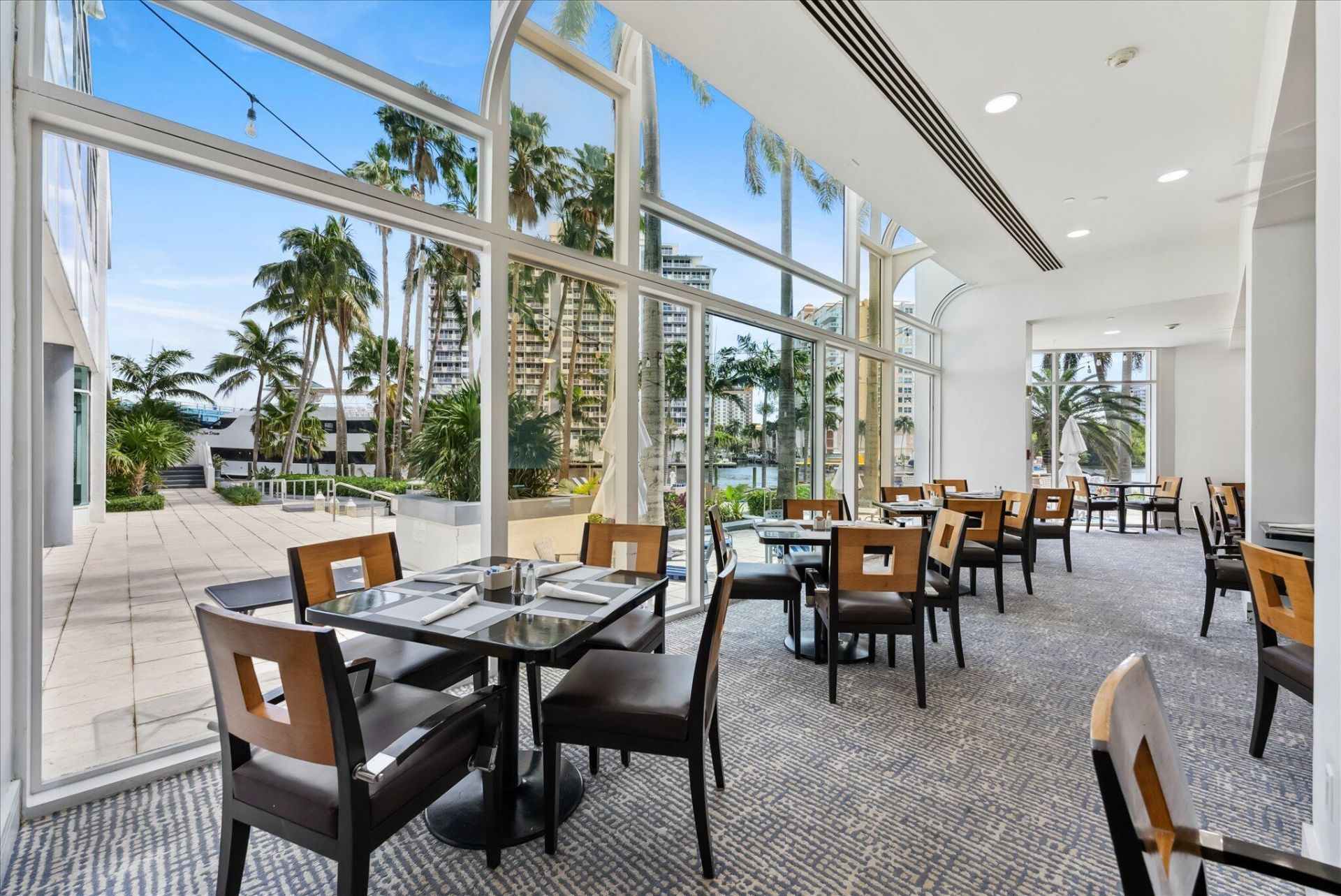 2670 E Sunrise Boulevard, Unit 520, Fort Lauderdale, FL 33304 Photo