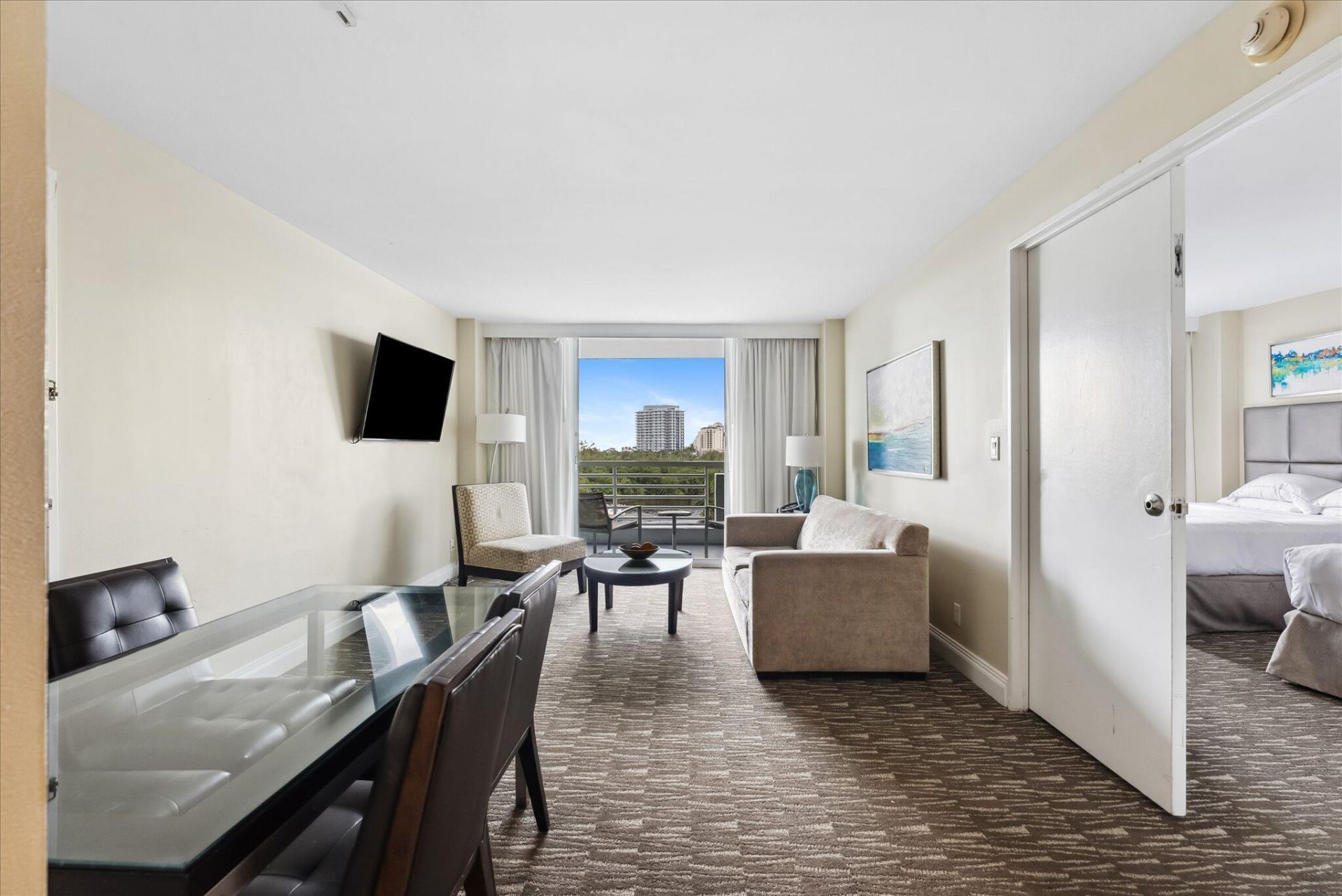 2670 E Sunrise Boulevard, Unit 520, Fort Lauderdale, FL 33304 Photo