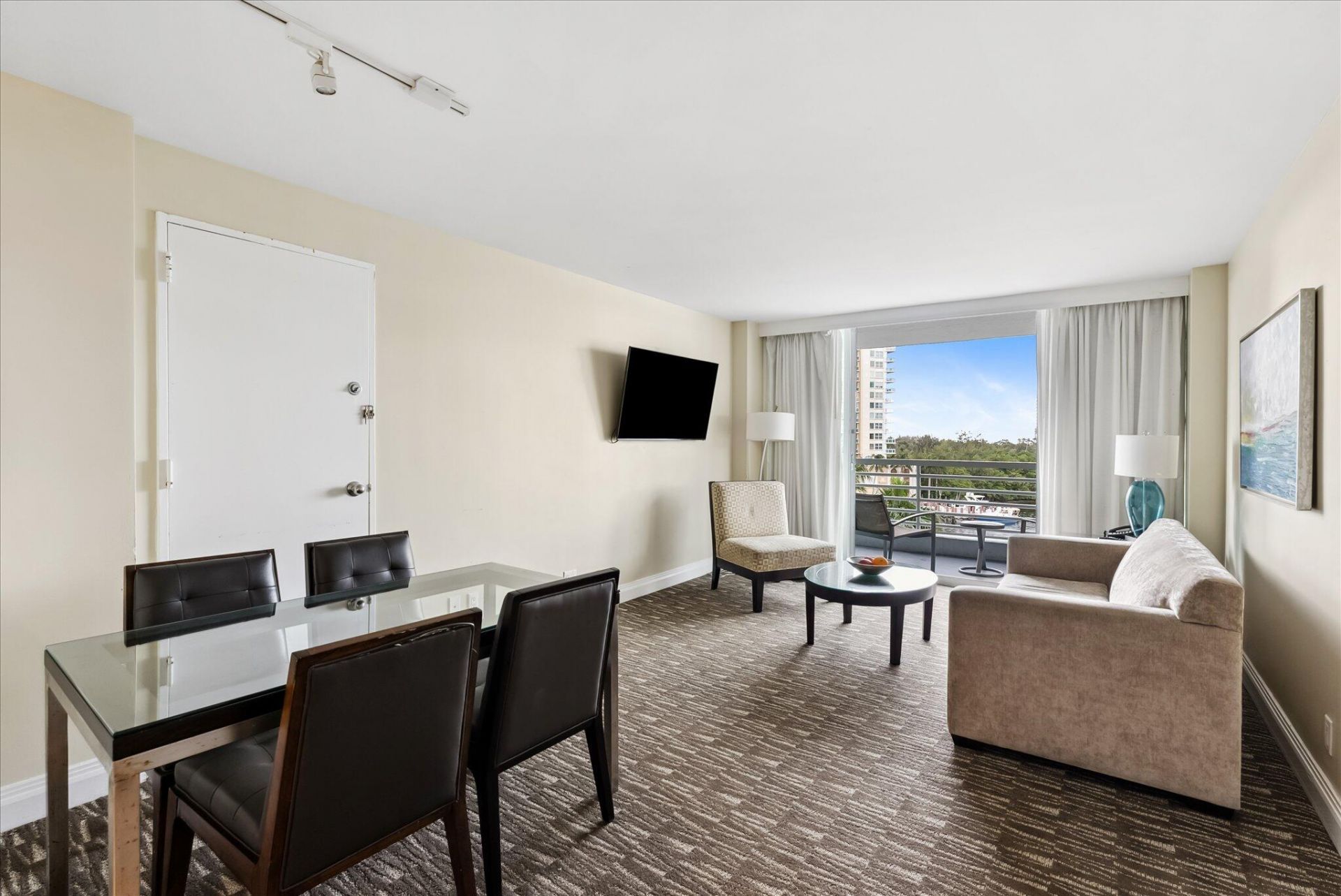 2670 E Sunrise Boulevard, Unit 520, Fort Lauderdale, FL 33304 Photo