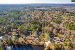 1089 Chestnut Hill Road  photo 4