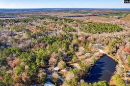 1089 Chestnut Hill Road  photo 4