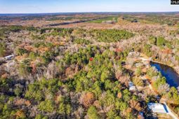 1089 Chestnut Hill Road photo 4