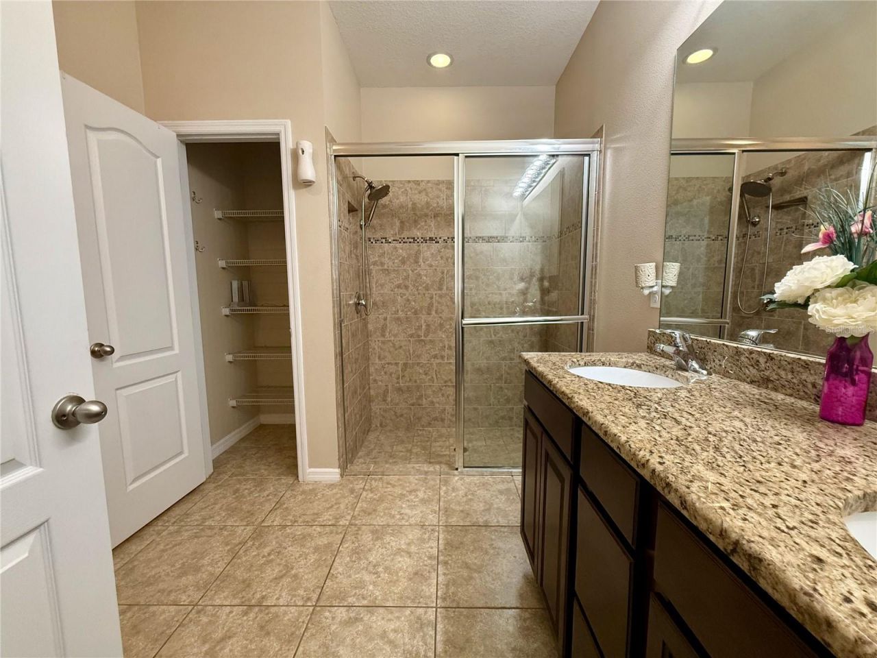 6121 35th Court E, Bradenton, FL 34203 Photo