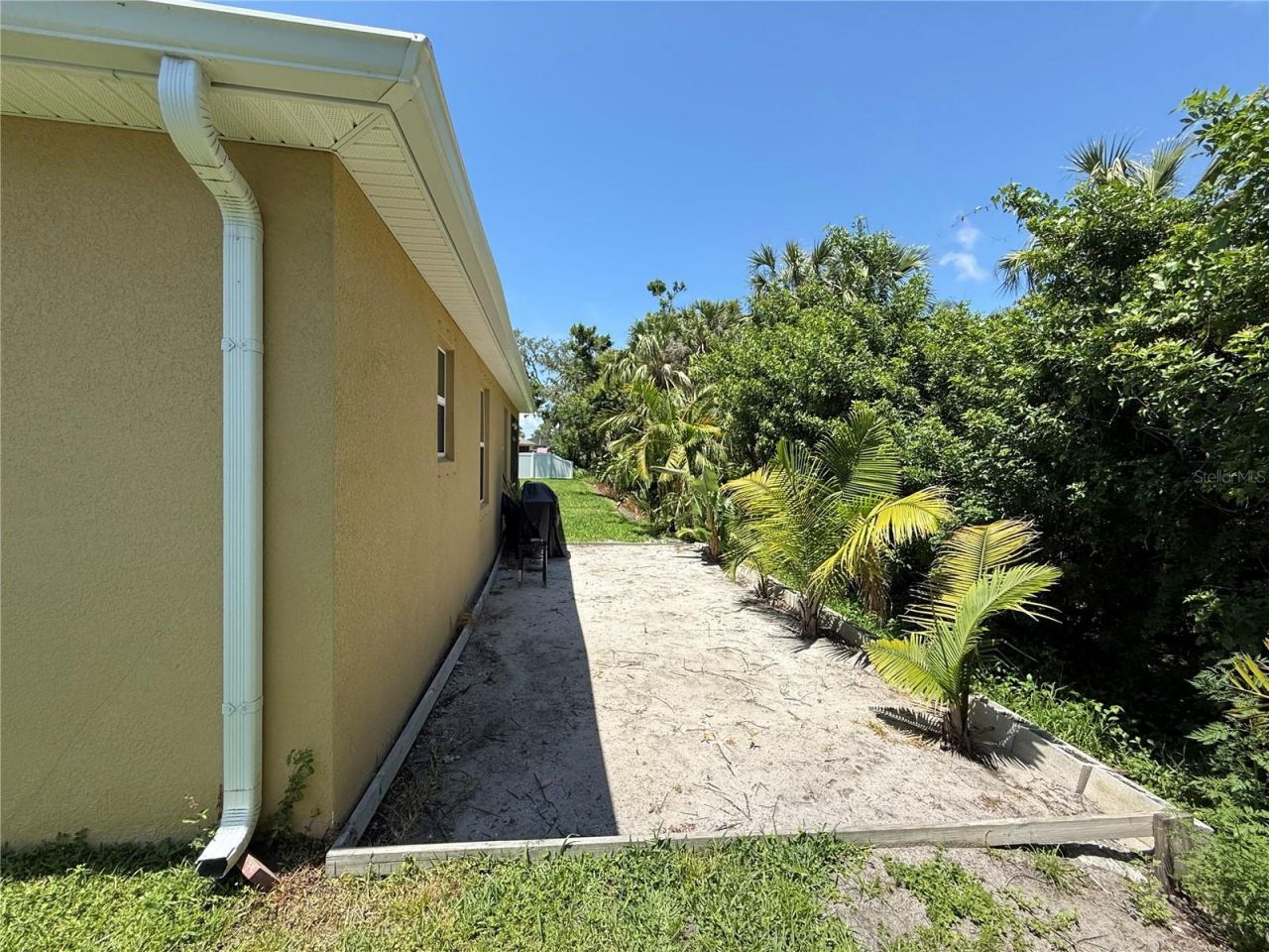 6121 35th Court E, Bradenton, FL 34203 Photo