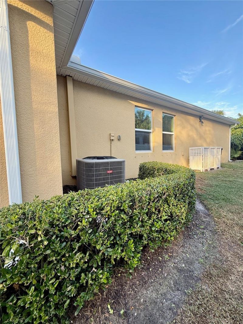 6121 35th Court E, Bradenton, FL 34203 Photo