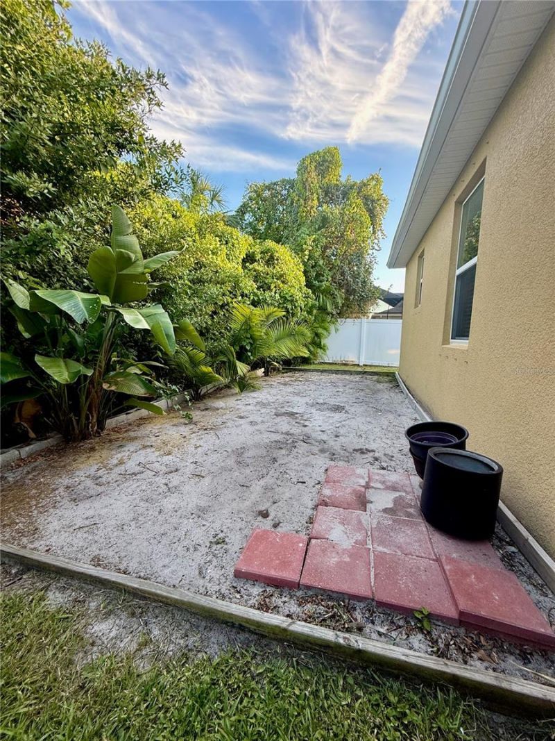 6121 35th Court E, Bradenton, FL 34203 Photo