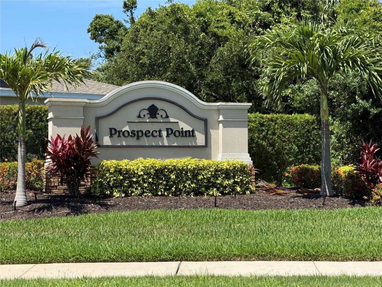 6121 35th Court E, Bradenton, FL 34203 Photo