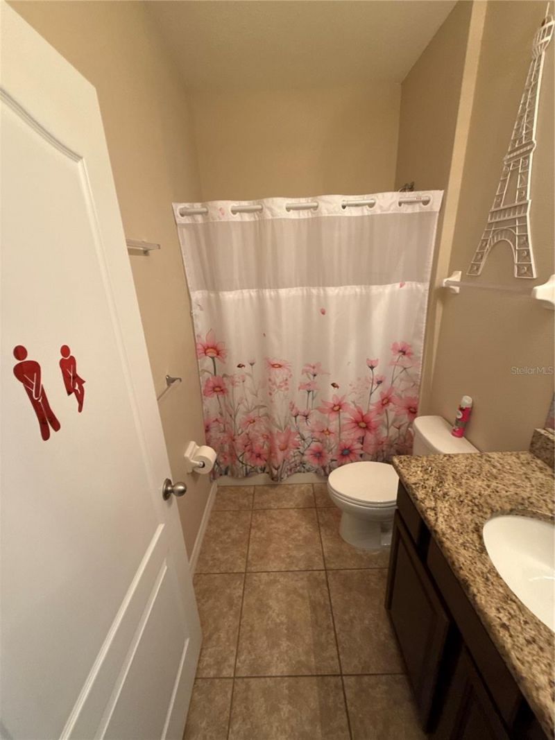 6121 35th Court E, Bradenton, FL 34203 Photo