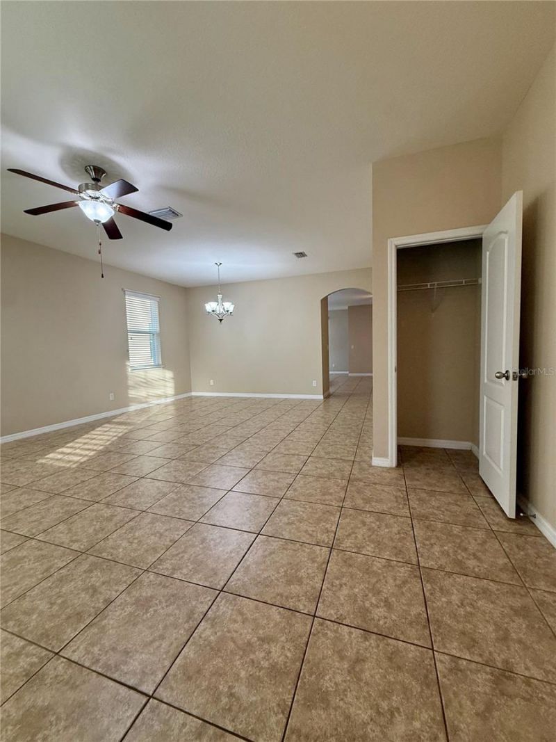 6121 35th Court E, Bradenton, FL 34203 Photo