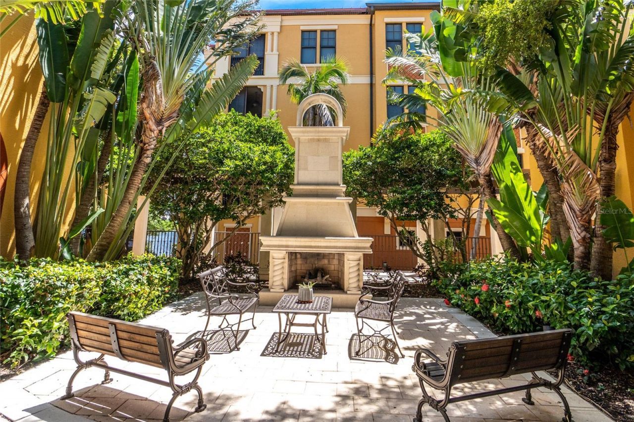 97 Vivante Boulevard, Unit 204, Punta Gorda, FL 33950 Photo