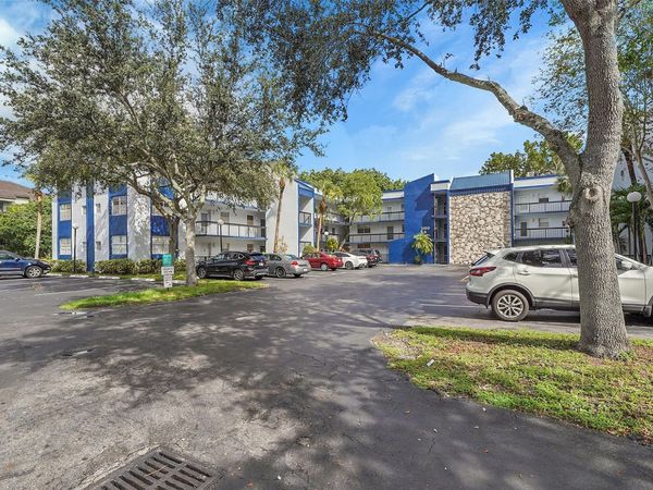 3150 Holiday Springs Boulevard, Unit 103, Margate, FL 33063