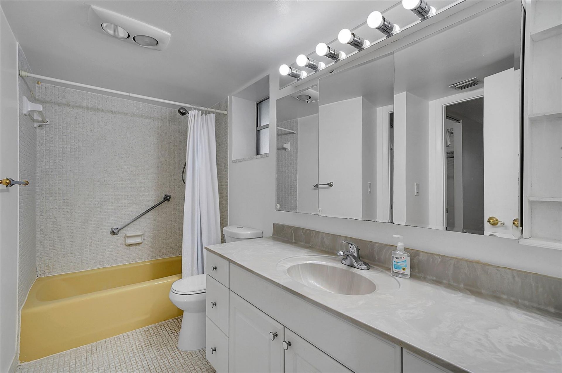 3150 Holiday Springs Boulevard, Unit 103, Margate, FL 33063 Photo