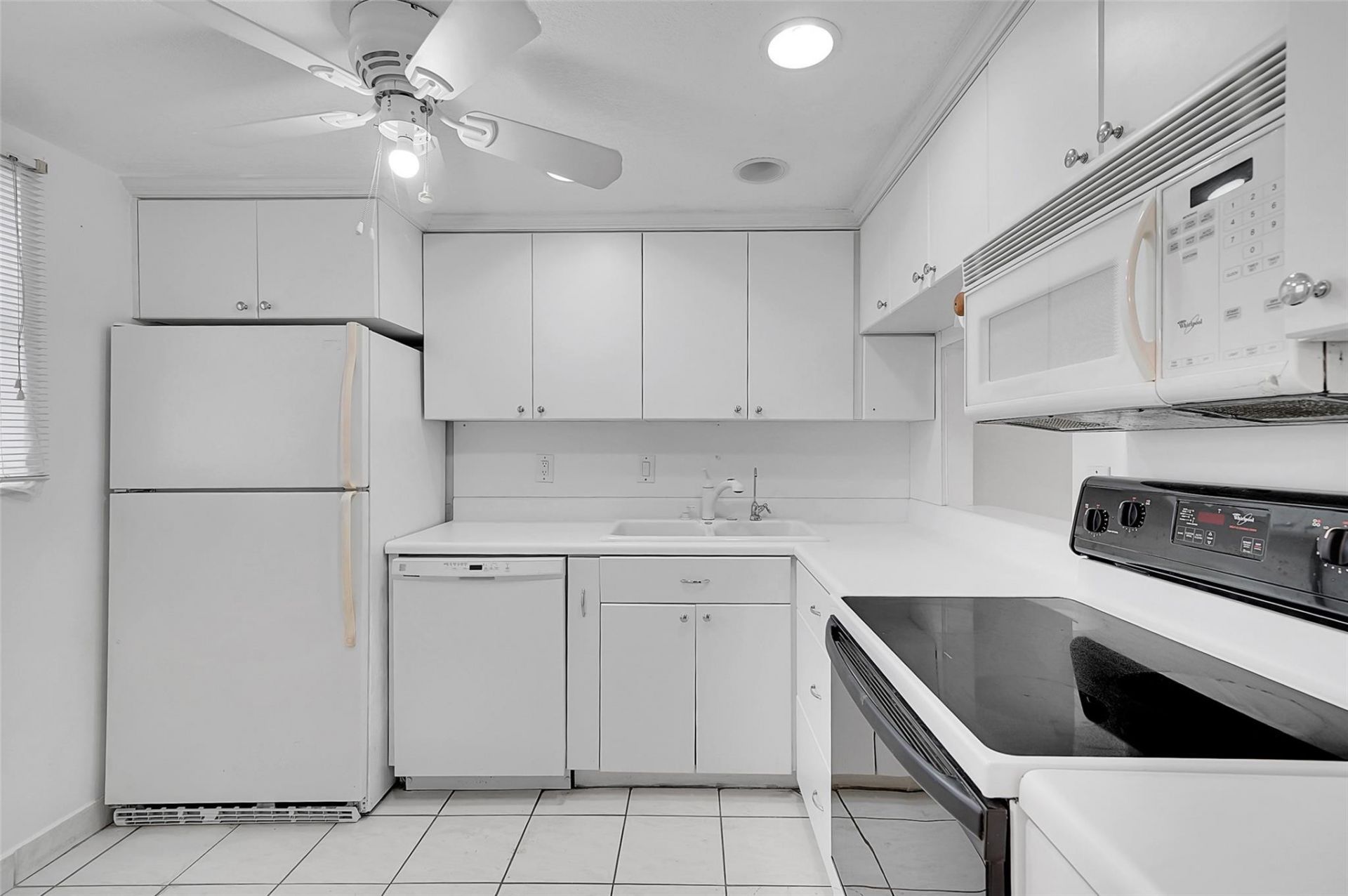 3150 Holiday Springs Boulevard, Unit 103, Margate, FL 33063 Photo